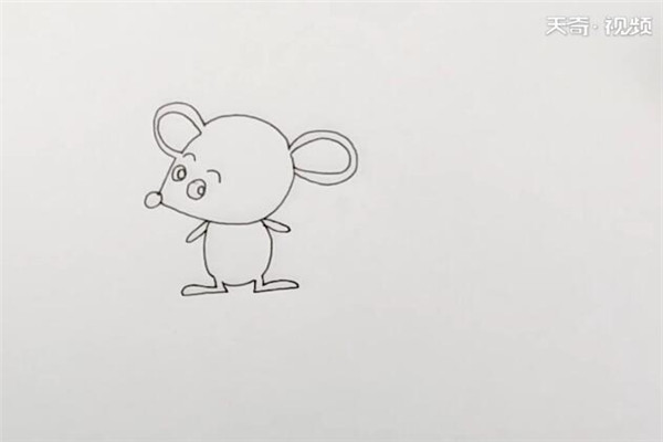 小老鼠简笔画