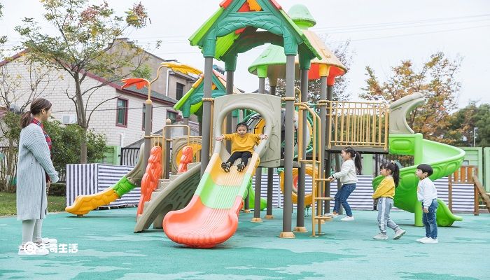私立幼儿园和公立幼儿园有什么区别 公立和私立幼儿园哪个好