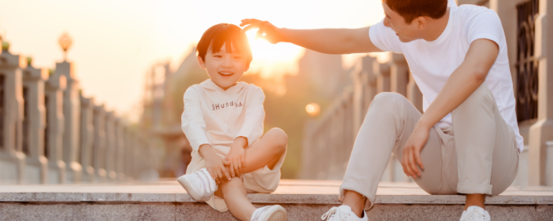 学龄前儿童怎么教育比较好  学龄前儿童教育方法