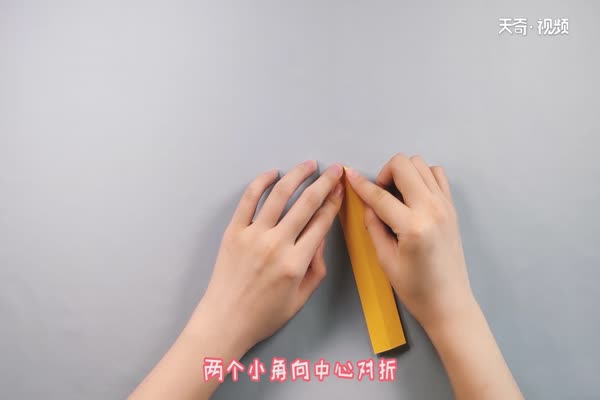 蝴蝶戒指的折法 蝴蝶戒指的简单折法