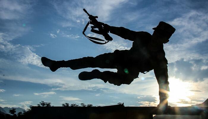 武警警官学院分数线 武警警官学院录取分数线