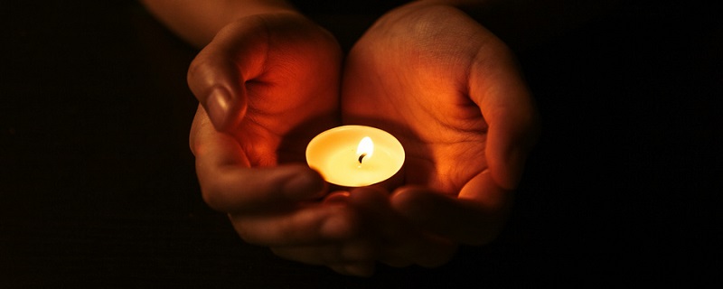 赞美捐款的人的句子 赞美捐款的人的句子有哪些