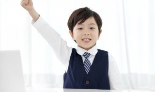 木讷是什么意思（女孩木讷是什么意思）