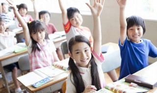 回首遥望的意思（回首遥望的意思是第一还是头还是首领）