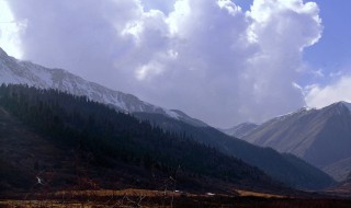 岷山在我国的什么交界处（岷山在哪里的交界处）