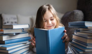 金黄的大斗笠课文概括 金黄的大斗笠阅读理解及答案