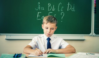 新年快乐的英语怎么说（新年快乐的英语怎么说大写）