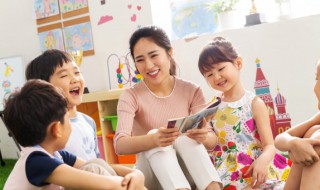 贴春联用英语怎么说 放鞭炮用英语怎么说