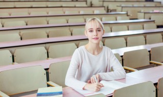 你在干嘛用英语怎么说（你吃饭了吗?用英语怎么说）