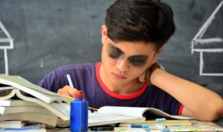 焉怎么组词（焉怎么组词语和拼音）