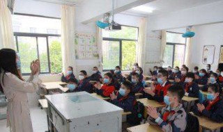 海棠苏轼古诗 海棠苏轼古诗表达了作者怎样的情感