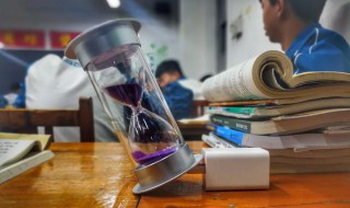 关于时间很有深度的句子 关于时间的句子唯美简短