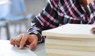 写秋色的诗句（写秋思的诗句有哪些六年级）