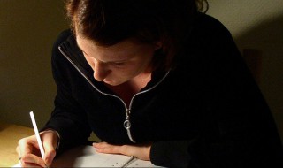 关于爱的话题作文（关于爱的话题作文600字）