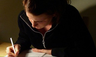 与爱同行作文 与爱同行作文800字