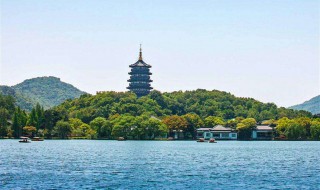 潋滟什么意思（潋滟什么意思怎么读）