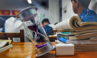 执拗的意思 执拗的意思和拼音