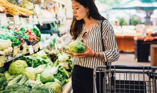 消费者均衡的条件是什么（序数效用论下消费者均衡的条件是什么）