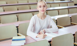 过秦论的中心论点是什么（过秦论的中心论点是什么意思）