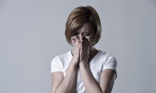 病危是什么意思（梦见死去的亲人病危是什么意思）