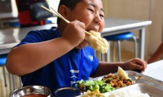 吃饭怎么写（通知请客吃饭怎么写）