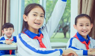 关于文学家人物介绍 关于文学家人物介绍英语