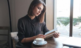 坤的意思 坤的意思在名字里