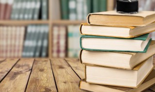 独断专行的意思（独断专行的意思一样的词语）