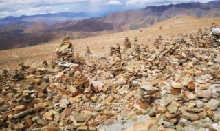 藏族用石头堆的是什么 藏族用石头堆的叫什么