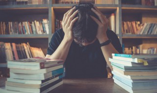 臂字怎么组词（臂字怎么组词多音字）