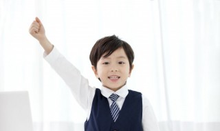 做一天和尚撞一天钟用成语概括（做一天和尚撞一天钟用成语概括是什么）