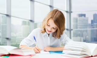 四怎么组词两个字（四怎么组词两个字一年级上册语文）