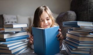 西游记73回概括200字 《西游记》73回概括100字