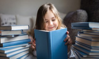 姹紫嫣红的姹怎么组词（姹紫嫣红组词语）