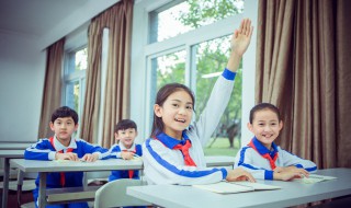 忐忑的近义词（忐忑不安的近义词）