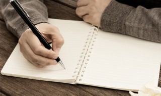 走马观花的近义词（走马观花的近义词成语）