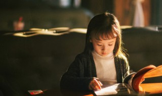 显然的近义词 显然的近义词是什么词