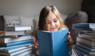 夜走蜈蚣岭概括50字 夜走蜈蚣岭概括50字左右