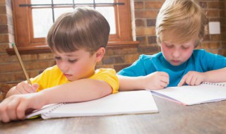 绮组词和拼音（绮组词和拼音多音字）