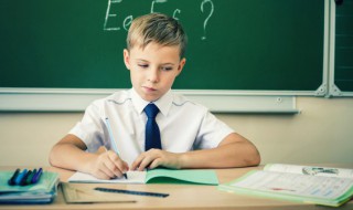 纳的组词和拼音（纳的组词和拼音是什么）