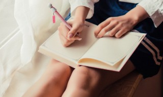 关于国庆节英语作文 关于国庆节英语作文80字带翻译