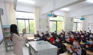 青春作文（青春作文800字高中）