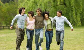 关于交友词语（关于交友词语和名言）