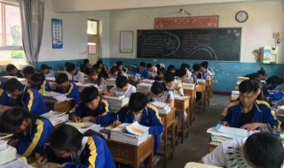 以青春为话题作文（以青春为话题作文700字）