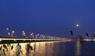 描写夜晚的优美古诗（描写夜晚的优美古诗大全）