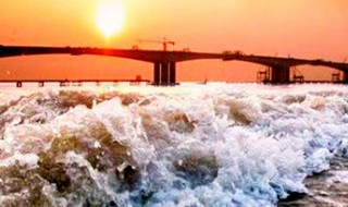 钱塘江大潮资料 钱塘江大潮资料10字