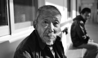 抵触是什么意思 内心很抵触是什么意思