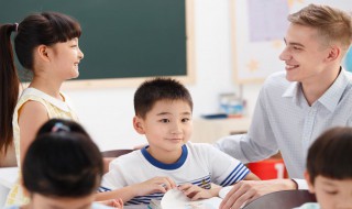 怎样学习口语（到底应该如何学口语）