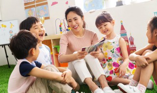带有月的诗句有哪些10句（带有月的诗句古诗大全）