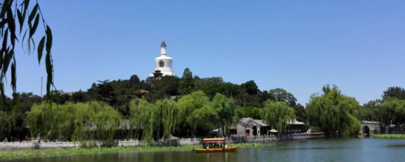 北海公园的由来（美丽的北海公园）